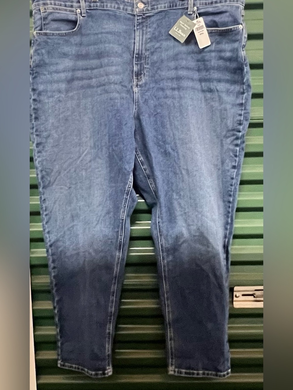 L.L. Bean Women's Skinny Jeans in Medium Blue Wash
